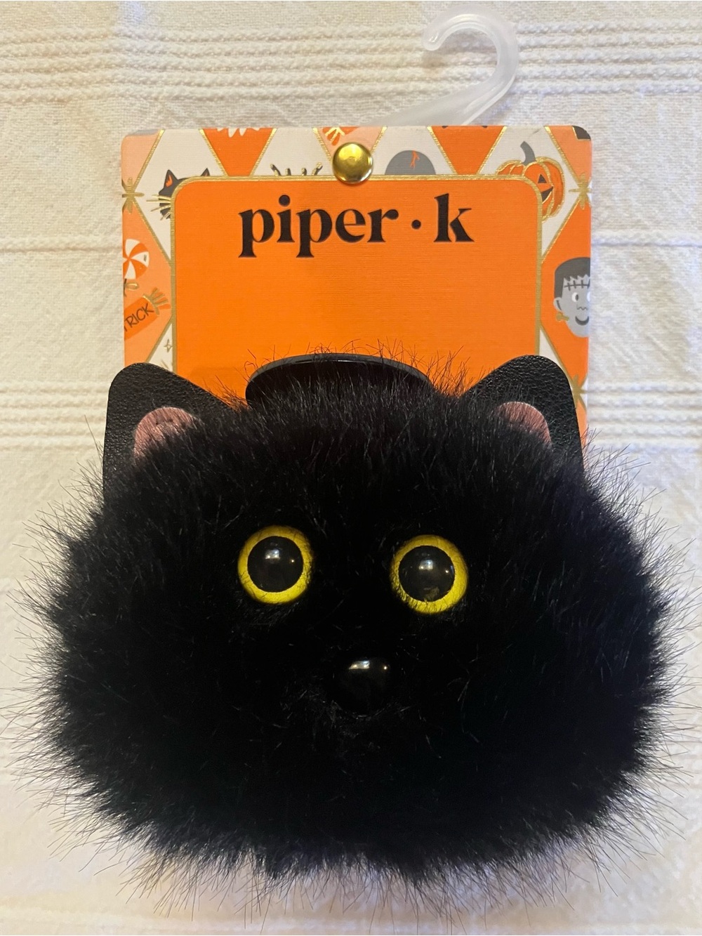 NWT Piper K Rare Spooky Halloween Fluffy Black Cat Hair Claw Clip